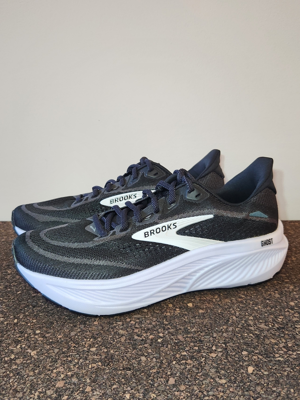 Brooks Ghost 18 Running Shoes Womens Size 7.5